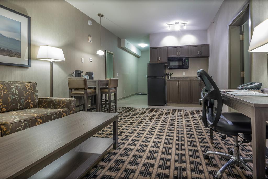 Timber Ridge Inn And Suites Fox Creek Habitación foto